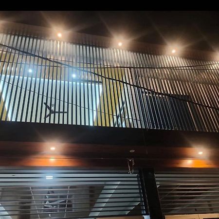 Hotel O Home Aditya Inn Suits Homestay Ayodhya Exteriör bild